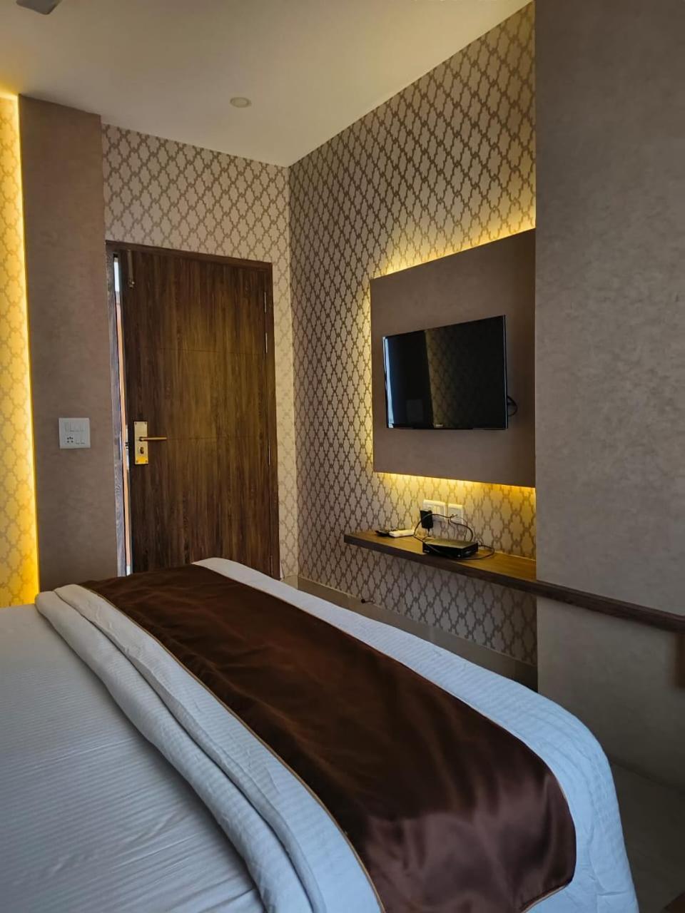 Jaanki Farms & Resorts Jorhat Luaran gambar